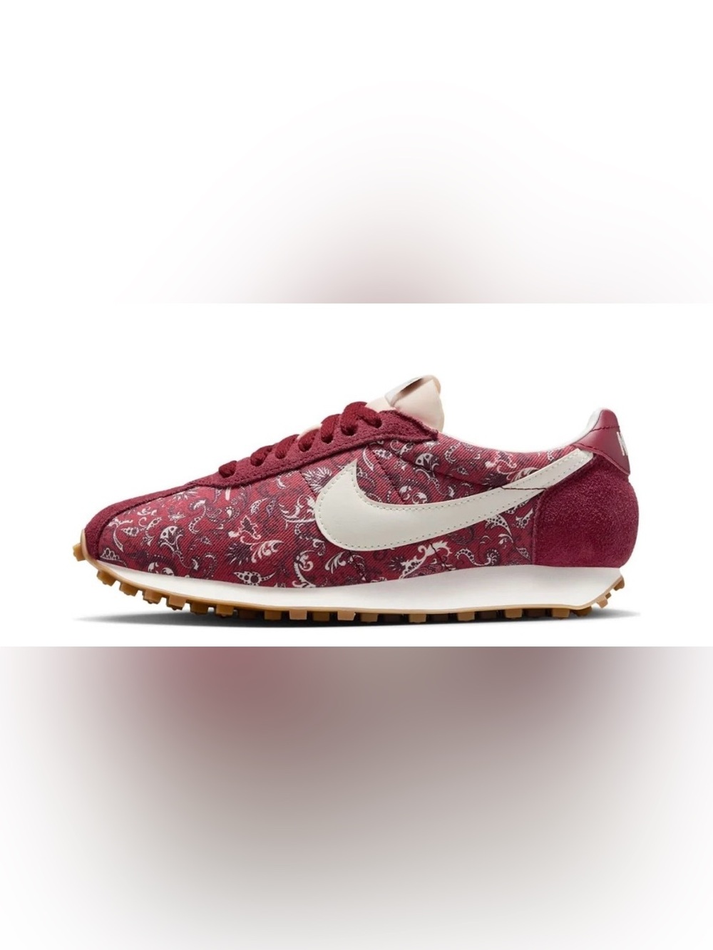 BNIB Nike bandana sneaker